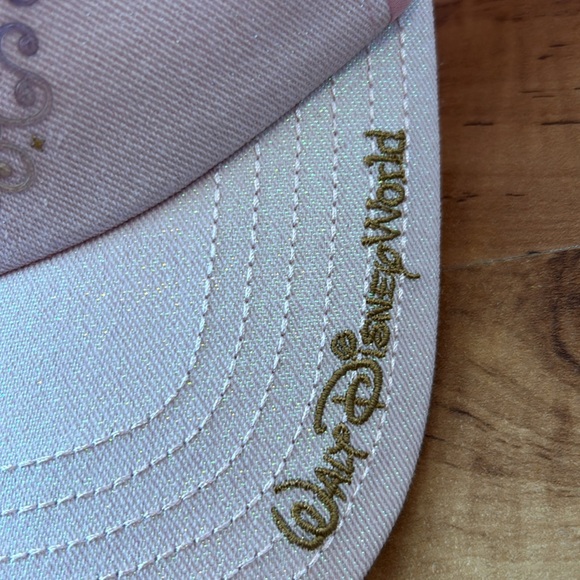 2021 Walt Disney World 50th
Anniversary Castle Collection Pink... - Picture 2 of 5